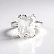 White Quartz Silver Ring (de Melo Essence)