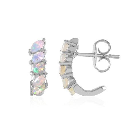 Zilveren oorbellen met Welo-opalen