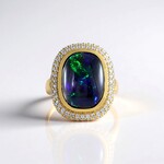 Anello in argento con Opale Mezezo (Adela Silber)