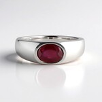 Anello in argento con Rubino del Madagascar