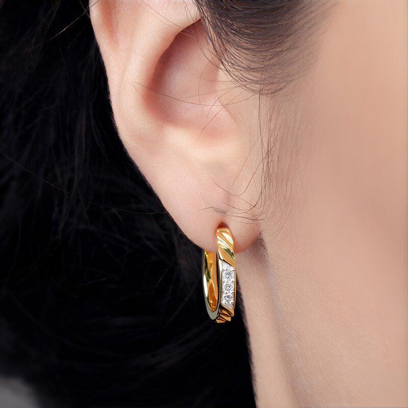 Orecchini in oro con Diamante SI1 (G) (Annette)