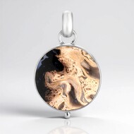Colgante en plata con Madera de palma petrificada (Bali Barong)
