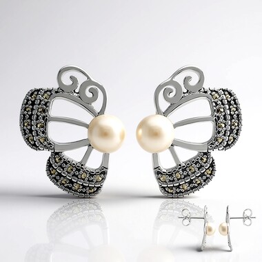 White Freshwater Pearl Silver Earrings (TPC)