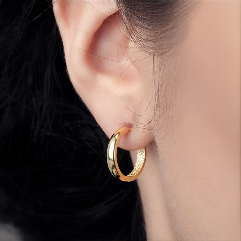 Zircon Silver Earrings (Adela Silber)