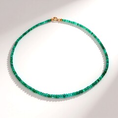 Collana in oro con Smeraldo Zambia