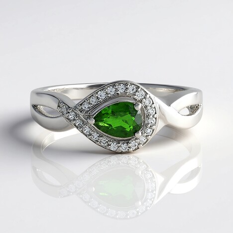 Anello in argento con Diopside Russo