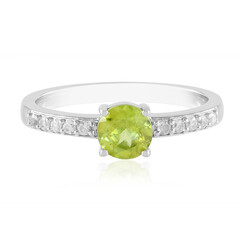 Anillo en plata con Esfena