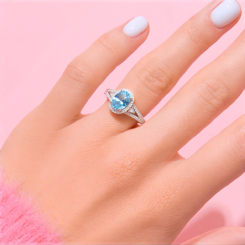 Anello in oro con Zircone Ratanakiri (CIRARI)