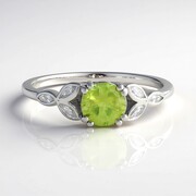 Bague en argent et Sphène