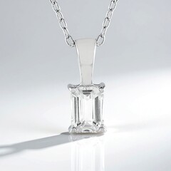 Collana in argento con Zircone