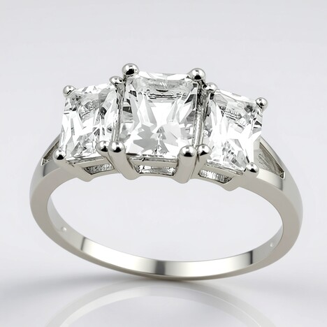 Anello in argento con Danburite