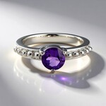 Anello in argento con Ametista Siberiana