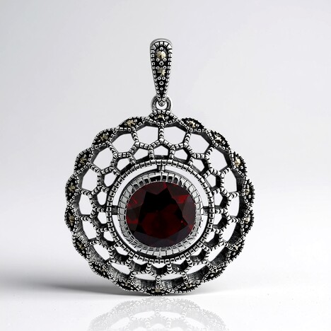 Ciondolo in argento con Granato Mozambico (Annette classic)