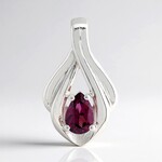 Ciondolo in argento con Granato Roshoite (Pallanova)