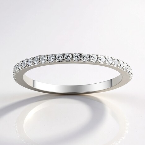 Anello in argento con Zircone