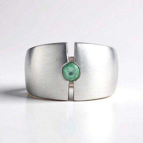 Anello in argento con Smeraldo Russo (de Melo Essence)