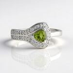Bague en argent et Vésuvianite