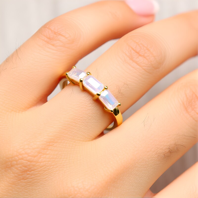 Anello in argento con Opale di Welo