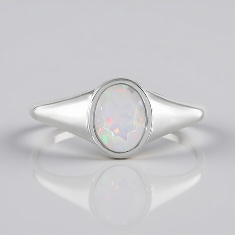 Anello in argento con Opale di Welo