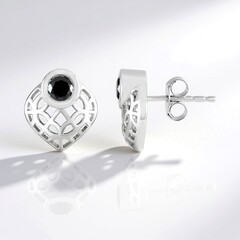 Orecchini in argento con Diamante Nero