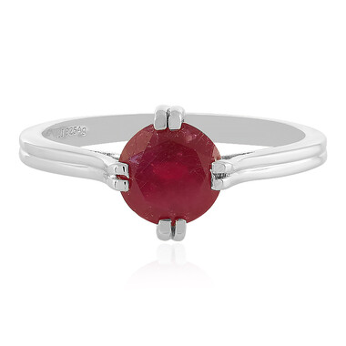 Anello in argento con Rubino del Madagascar