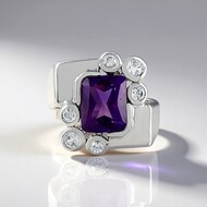 Anillo en plata con Amatista de Siberia (de Melo Essence)
