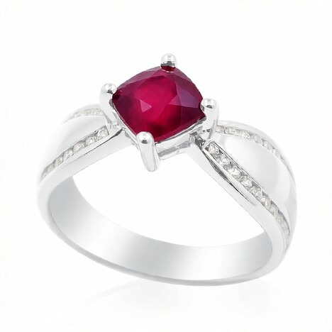 Madagaskar-Rubin-Goldring (de Melo Gold)