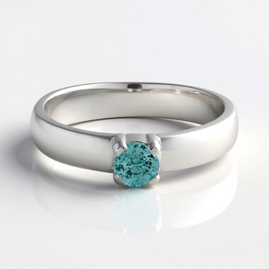 Anillo en plata con Zircón de Ratanak Kirí