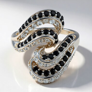 Anello in argento con Spinello Nero
