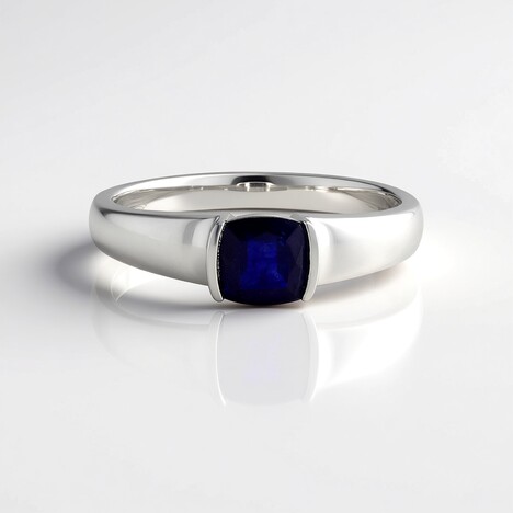 Anello in argento con Zaffiro Blu del Madagascar