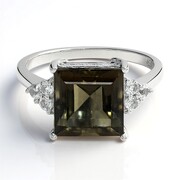 Anillo en plata con Cuarzo ahumado