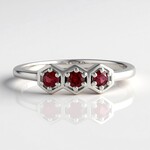 Anello in argento con Spinello Rosso