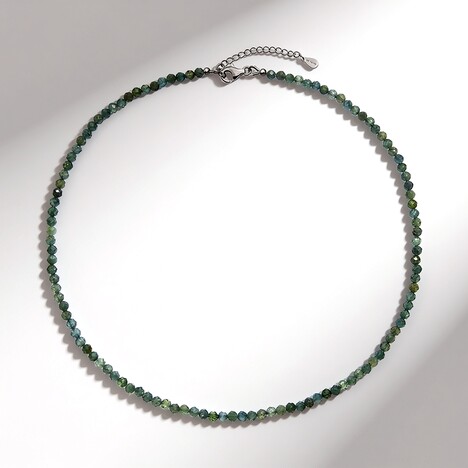 Collana in argento con Apatite Verde