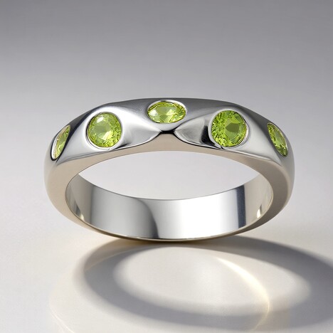 Anello in argento con Idocrasio
