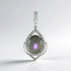 Ciondolo in argento con Labradorite rosa Maniry
