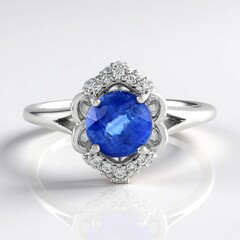 Anello in argento con Cianite del Nepal