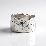 Anillo en plata con Diamante I2 (H) (de Melo Essence)