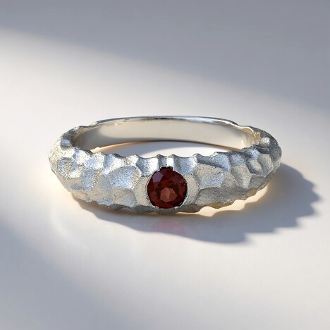Anello in argento con Zircone Rosa