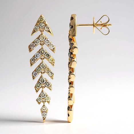 Orecchini in oro con Diamante Fancy SI2 (CIRARI)