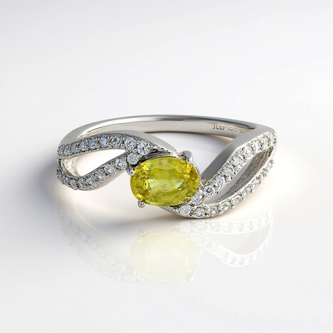 Anello in argento con Sfene