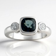 Zilveren ring met een Londen-blauwe topaas (Pallanova)