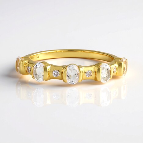 Anello in argento con Petalite