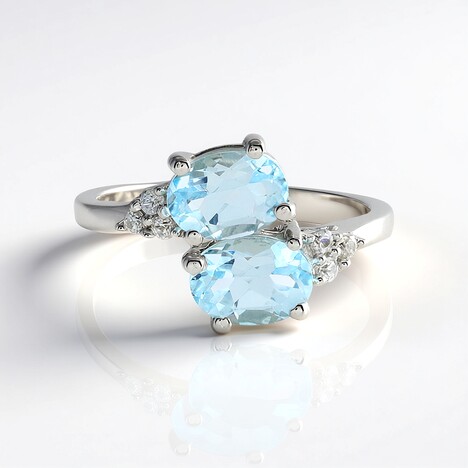 Anello in argento con Topazio Blu Cielo