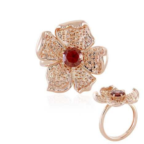 Zilveren ring met een roze zirkoon (SAELOCANA)