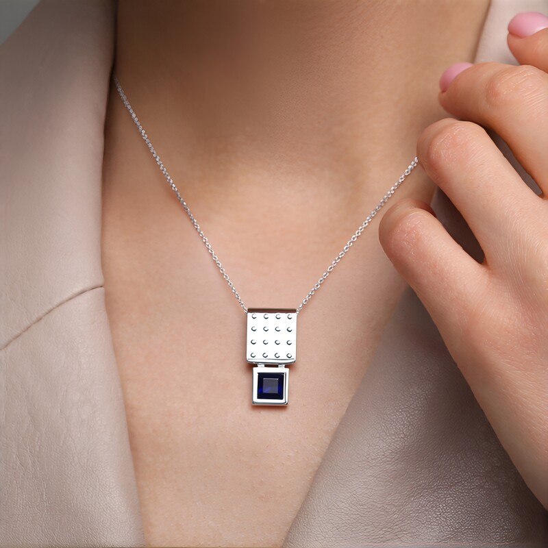 Colgante en plata con Zafiro azul (MONOSONO COLLECTION)