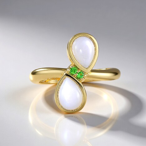 Anello in argento con Pietra di Luna Bianca (KM by Juwelo)