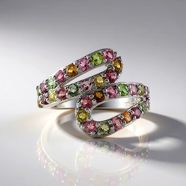 Anillo en plata con Turmalina