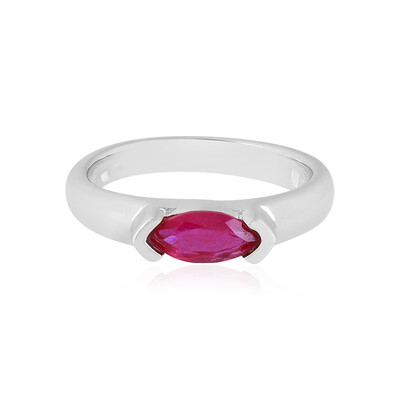 Anello in argento con Rubino del Madagascar