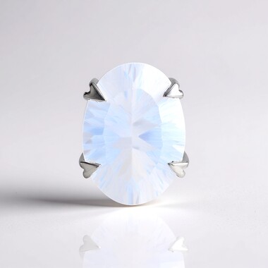 Colgante en plata con Cuarzo azul lunar