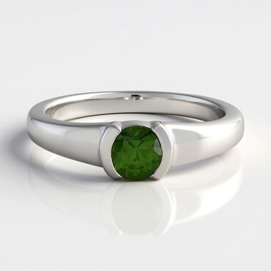 Anillo en plata con Zircón verde Ceylon
